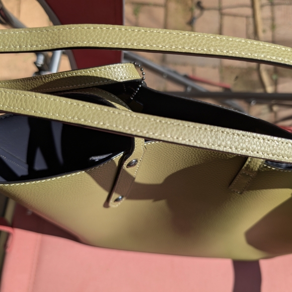 Coach Market Tote - Picture 5 of 11